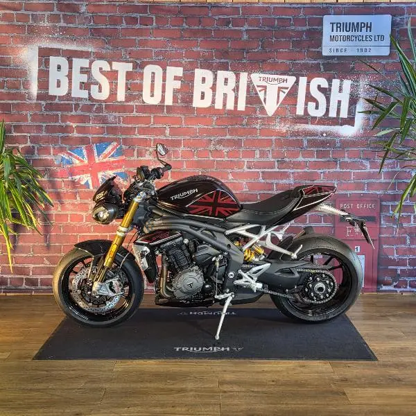 SPEED TRIPLE 1200 RS