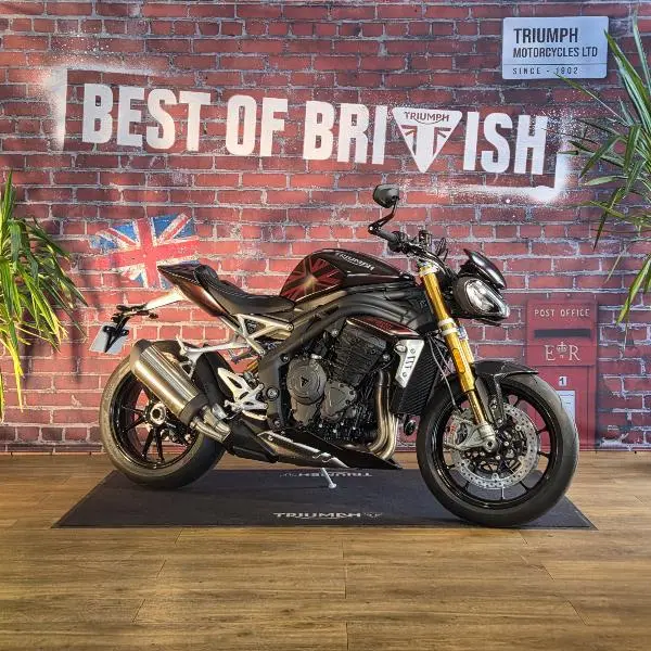 SPEED TRIPLE 1200 RS