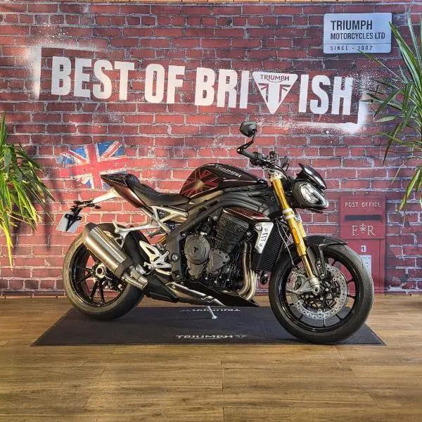 SPEED TRIPLE 1200 RS