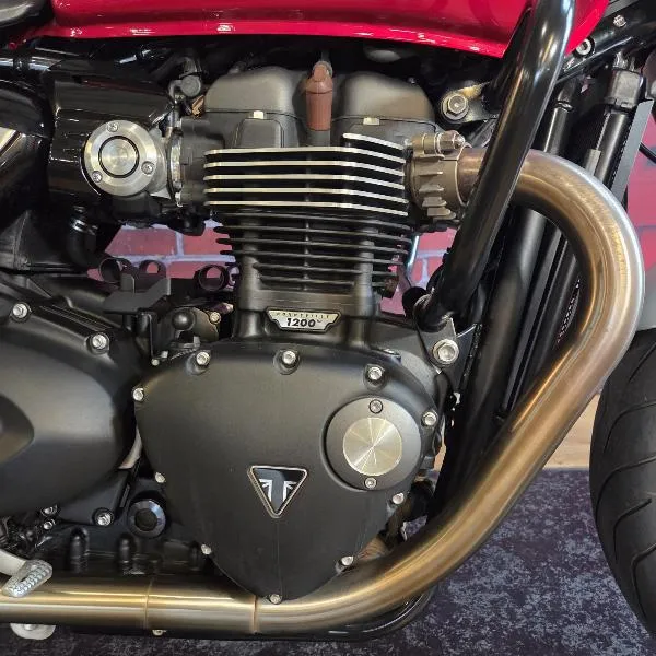 SPEED TWIN 1200