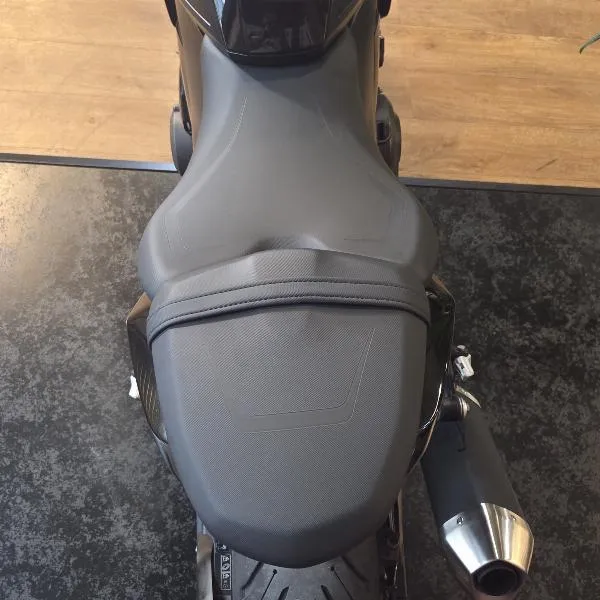 TRIDENT 800