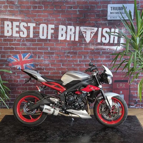 STREET TRIPLE 675 RX