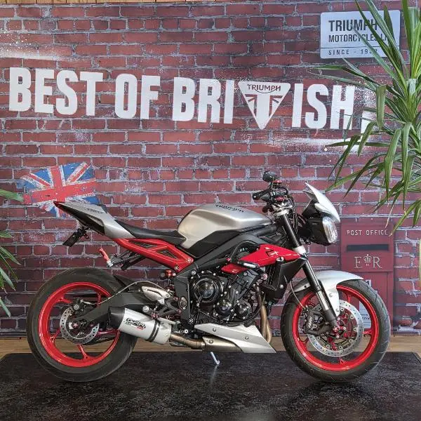 STREET TRIPLE 675 RX