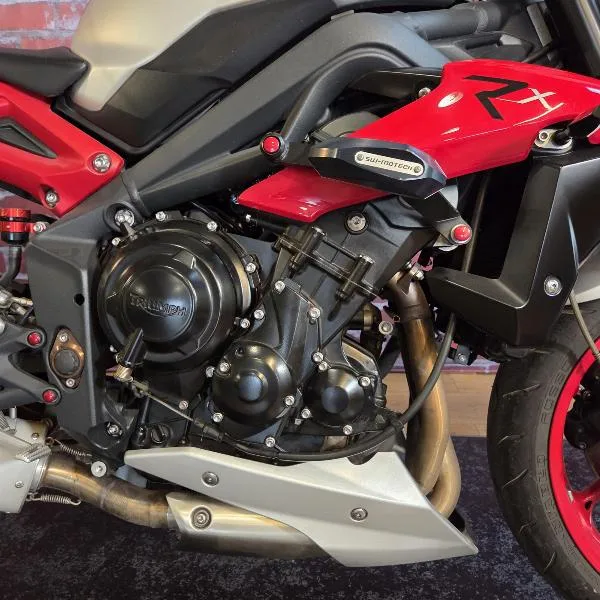 STREET TRIPLE 675 RX