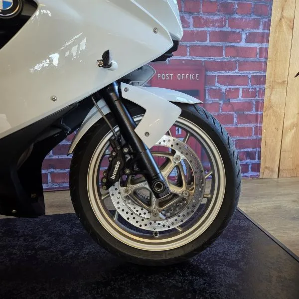 F 800 GT 47.5CV