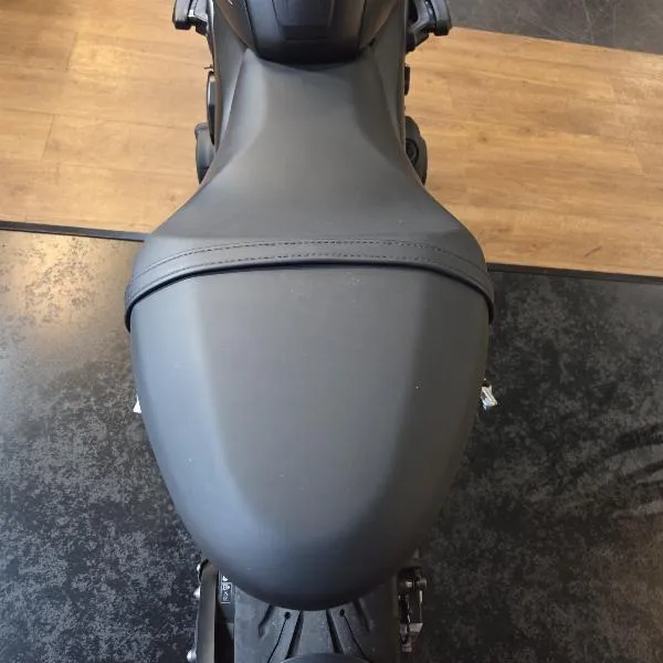 TRIDENT 660
