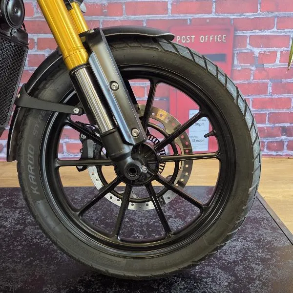 Scrambler 400 X