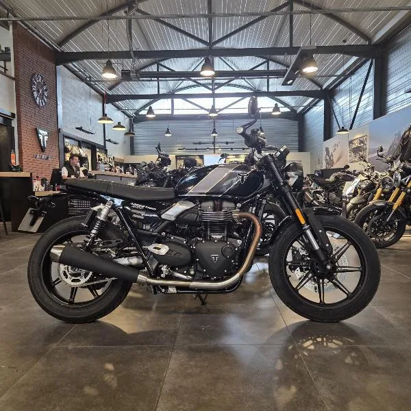 SPEED TWIN 900