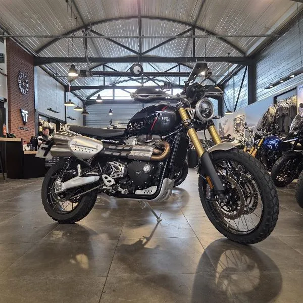 SCRAMBLER 1200 XE