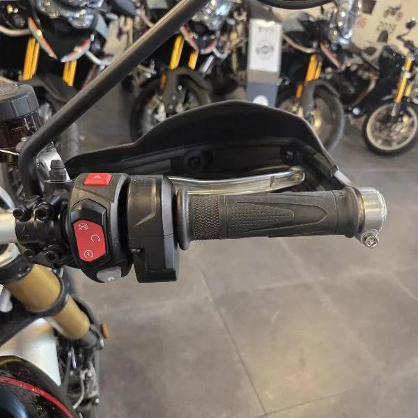 SCRAMBLER 1200 XE
