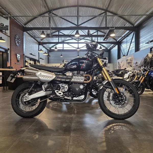 SCRAMBLER 1200 XE