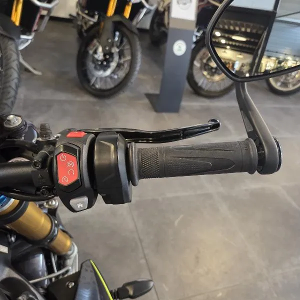 SPEED TRIPLE 1200 RS