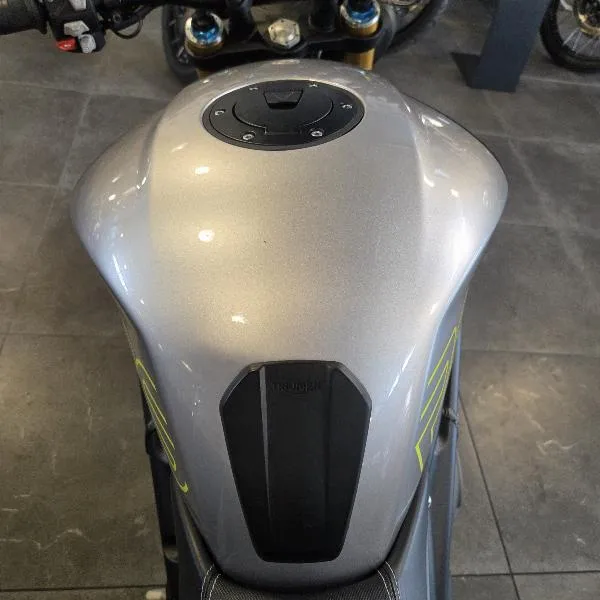 SPEED TRIPLE 1200 RS