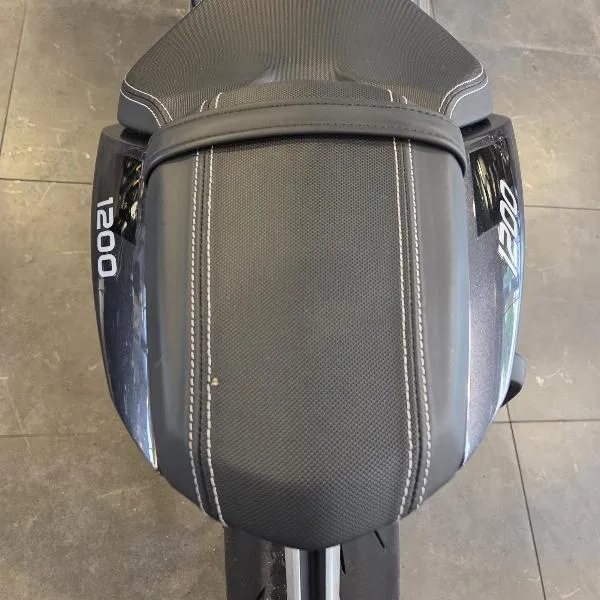SPEED TRIPLE 1200 RS