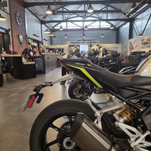 SPEED TRIPLE 1200 RS