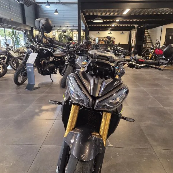 SPEED TRIPLE 1200 RS