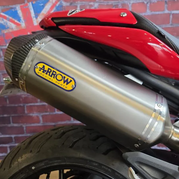 SPEED TRIPLE 1050