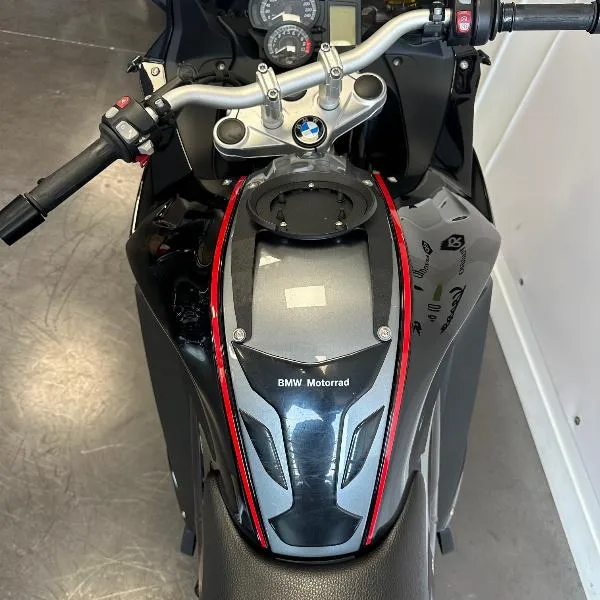 F 800 GT