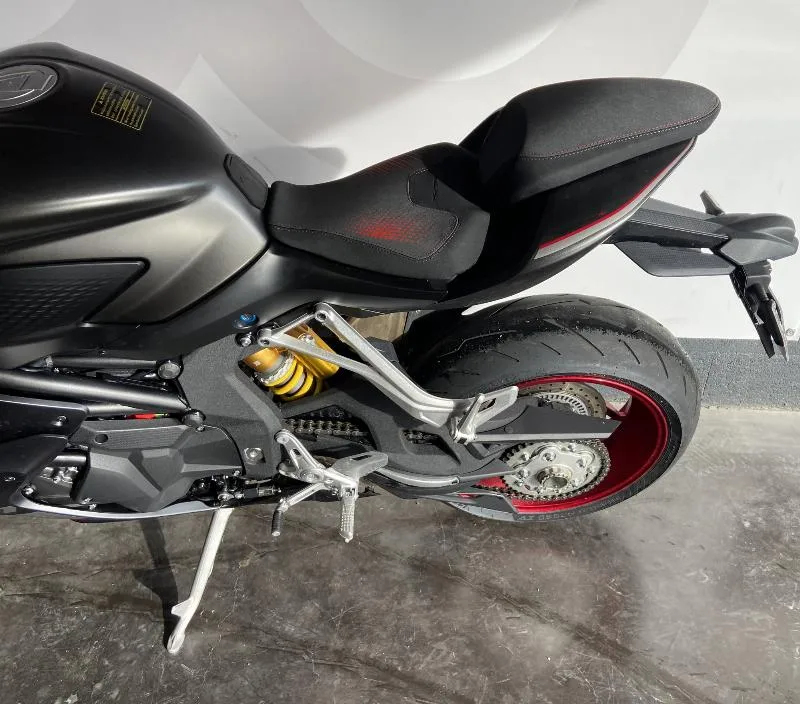 SRK 921 RR