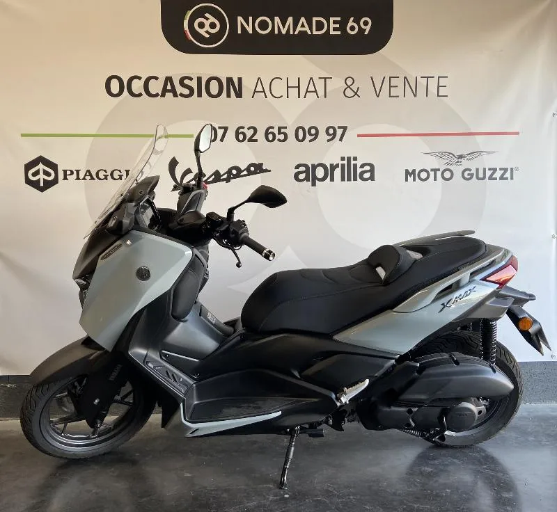 XMAX 125 TECH MAX