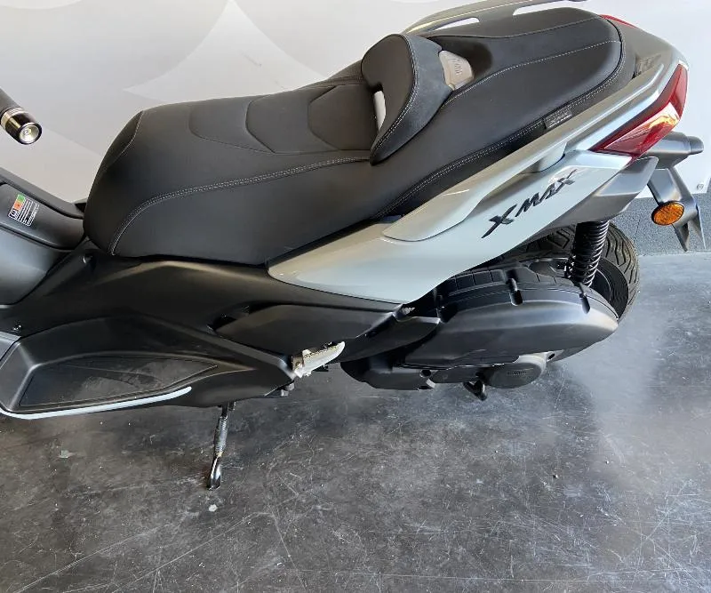 XMAX 125 TECH MAX