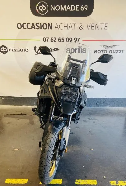 DL VSTROM 1050