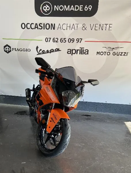 RC 390 ABS
