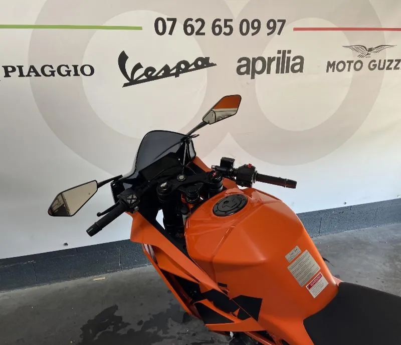 RC 390 ABS