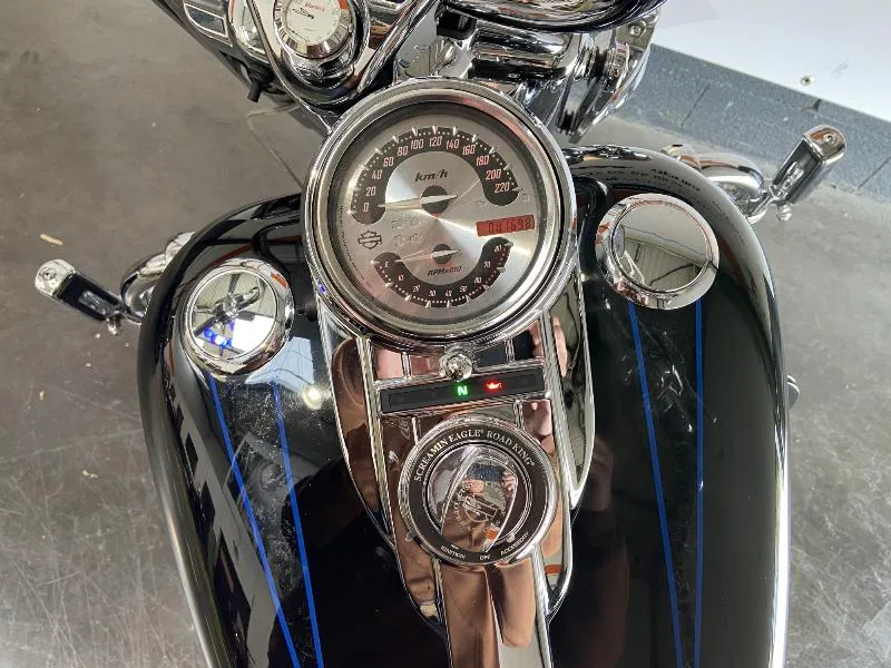 TOURING ROAD KING 1800 CVO