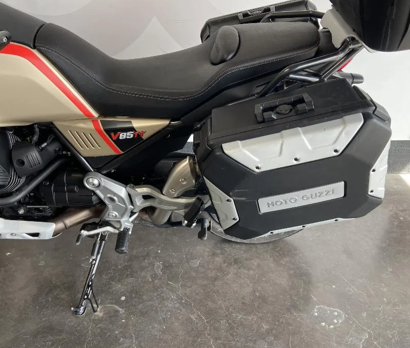 V85 TT 850