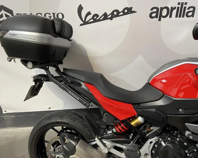 F 900 XR