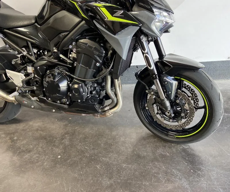 Z 900