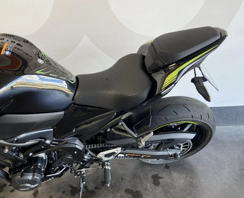 Z 900