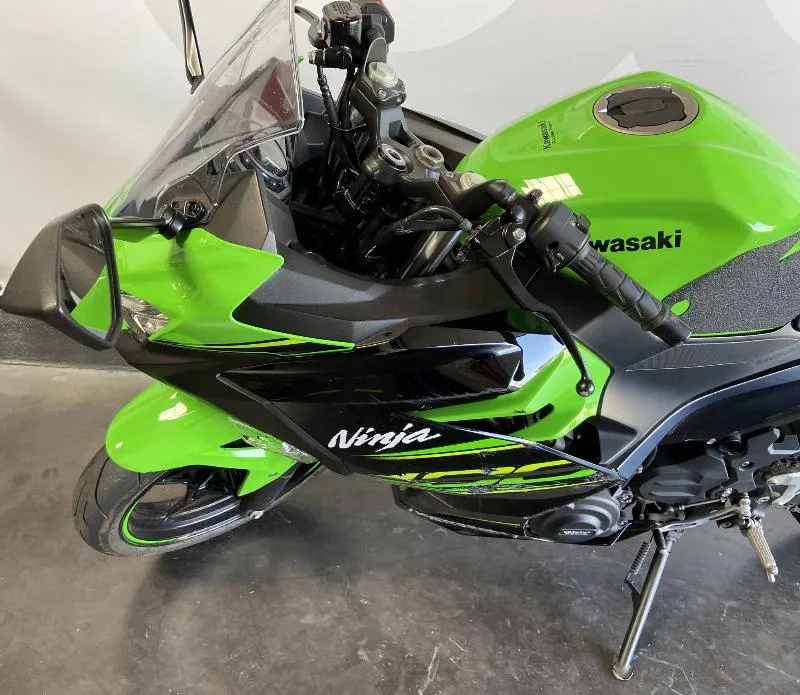 NINJA 400