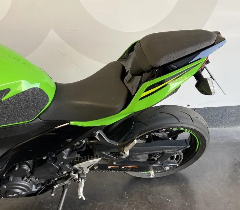 NINJA 400