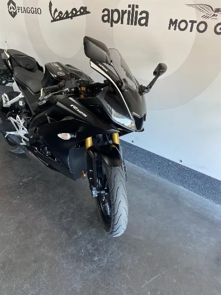 YZF 125 R ABS