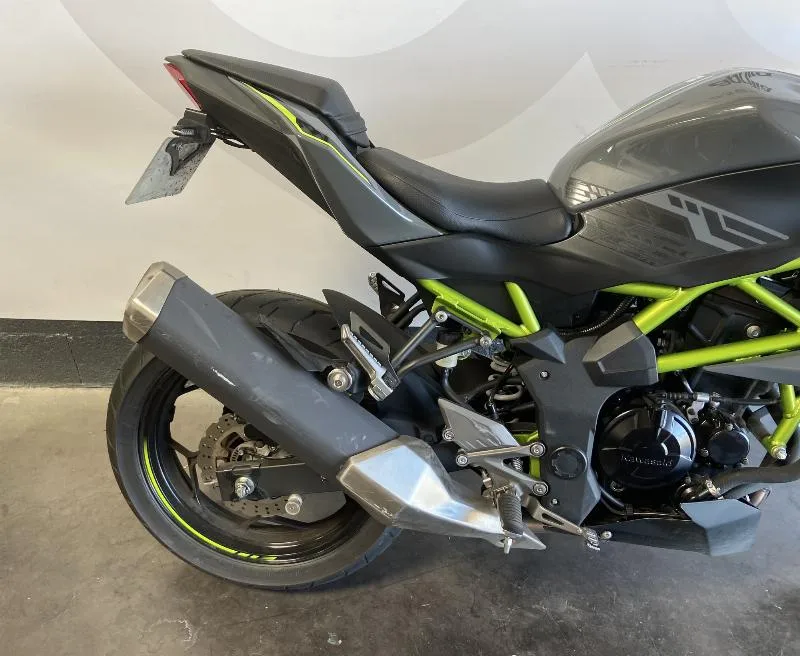 Z125