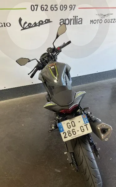 Z125