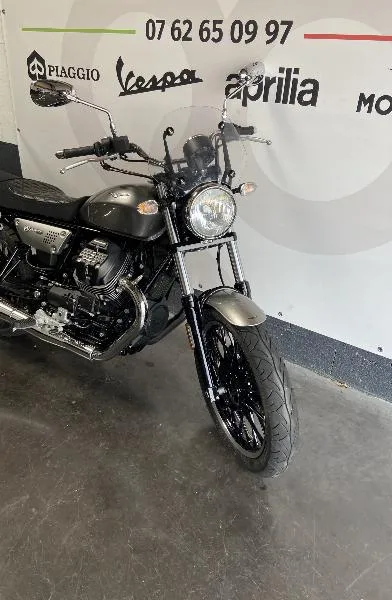 V9 ROAMER