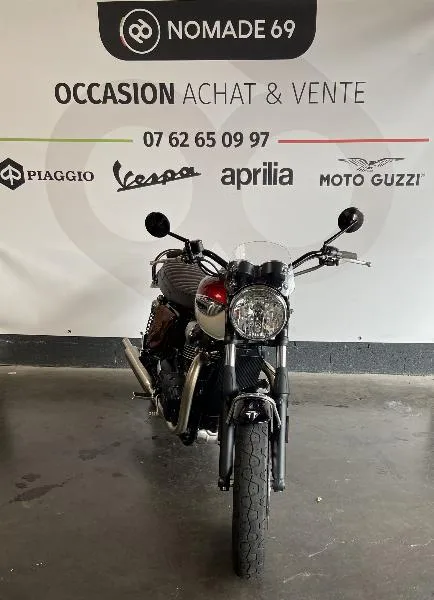 Bonneville T100