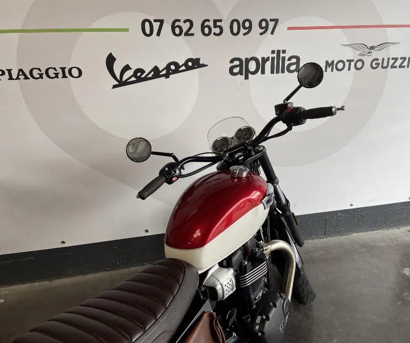 Bonneville T100