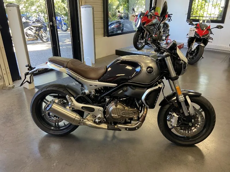 SRV 550