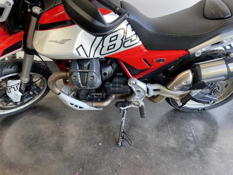 V85 TT 850