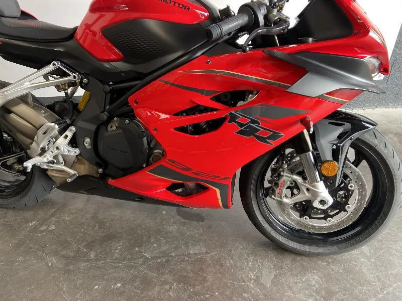 SRK 921 RR
