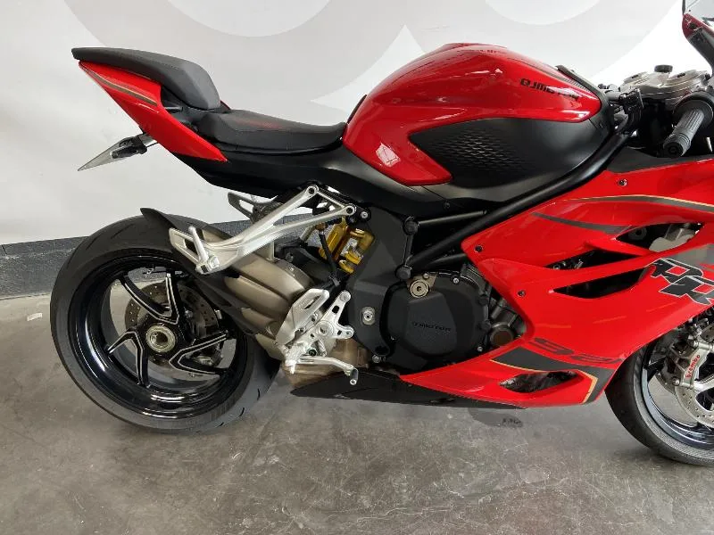 SRK 921 RR
