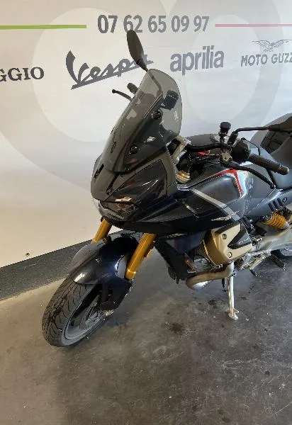 V100  MANDELLO