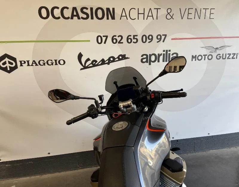 V100  MANDELLO