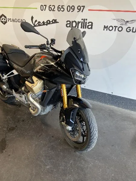 V100  MANDELLO