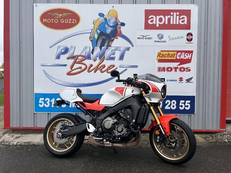 XSR 900