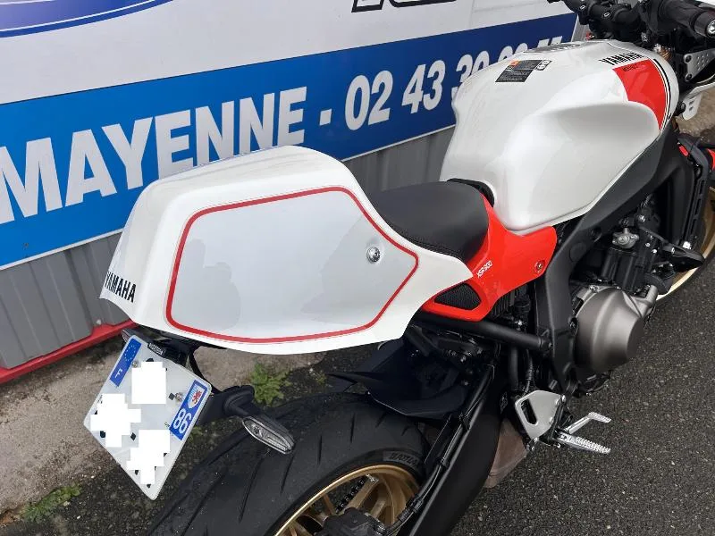 XSR 900